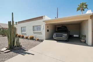 Photo #3: 6837803 Listing