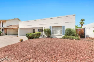 Photo #1: 6837809 Listing 