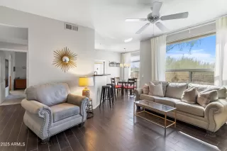 Photo #2: 6837843 Listing