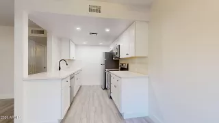 Photo #3: 6838000 Listing 