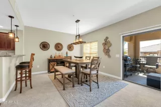 Photo #5: 6838136 Listing