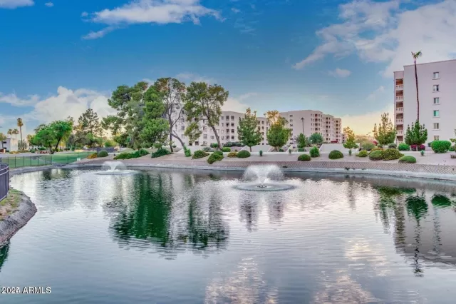 MLS: 6838279 Condo For Sale