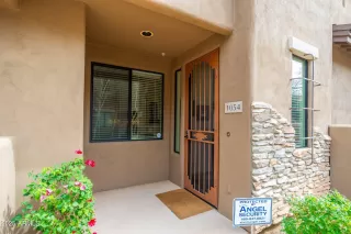 Photo #2: 6838293 Listing