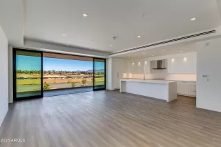 Photo #2: 6838350 Listing 