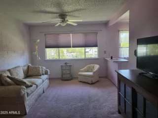 Photo #2: 6838403 Listing 