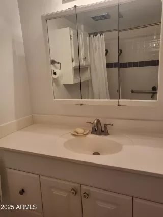 Photo #6: 6838403 Listing 