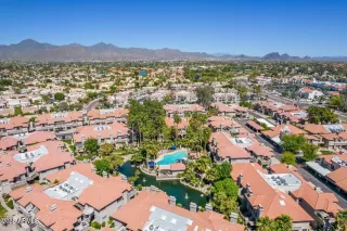 Photo #5: 6838451 Listing