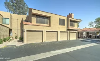 Photo #2: 6838669 Listing