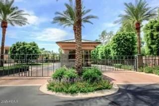 Photo #1: 6838758 Listing