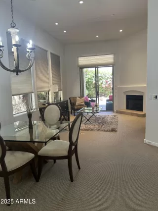 Photo #4: 6838758 Listing