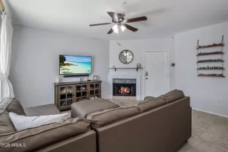 Photo #2: 6838770 Listing 