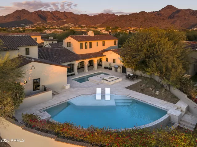 MLS: 6839031 Condo For Sale