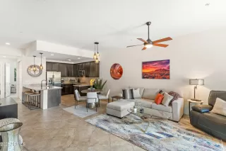 Photo #5: 6839141 Listing 