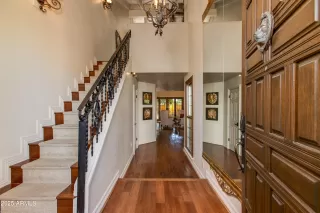 Photo #3: 6839357 Listing 