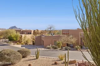 Photo #6: 6839376 Listing 