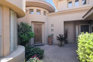 Photo #1: 6839522 Listing 