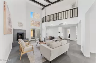 Photo #1: 6839541 Listing 