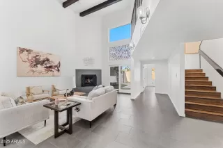 Photo #2: 6839541 Listing 