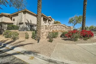 Photo #1: 6839553 Listing 