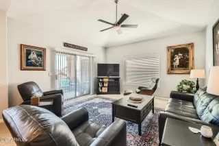 Photo #2: 6839553 Listing 