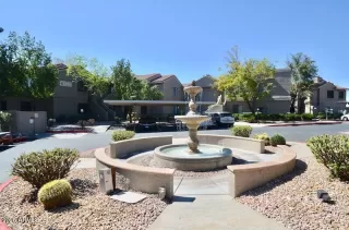 Photo #5: 6839559 Listing