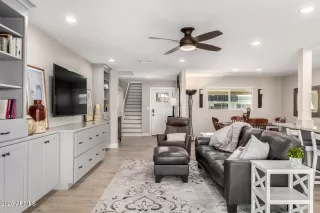 Photo #4: 6839624 Listing