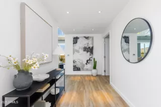 Photo #3: 6839627 Listing 