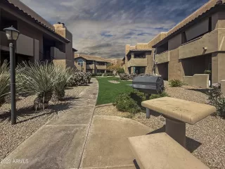 Photo #1: 6839792 Listing 