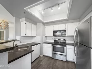 Photo #3: 6839792 Listing 