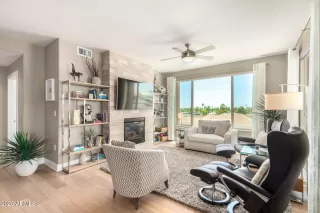Photo #2: 6839824 Listing