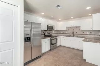 Photo #2: 6839839 Listing