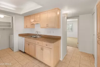 Photo #4: 6839955 Listing 