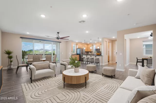 MLS: 6840012 Condo For Sale