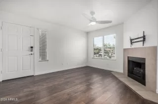 Photo #6: 6840443 Listing 