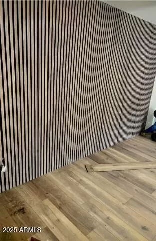 Photo #2: 6840475 Listing