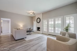 Photo #1: 6840597 Listing 