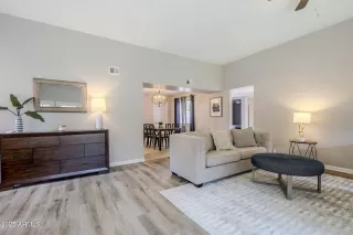 Photo #3: 6840597 Listing 