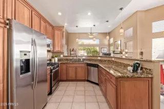 Photo #2: 6840649 Listing