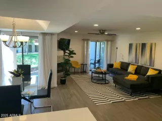 Photo #1: 6840690 Listing 