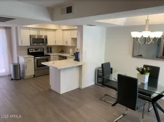 Photo #2: 6840690 Listing 