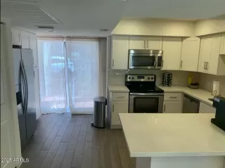 Photo #3: 6840690 Listing 