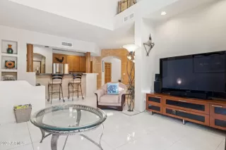 Photo #4: 6840831 Listing