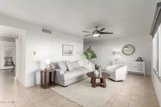 Photo #2: 6841132 Listing