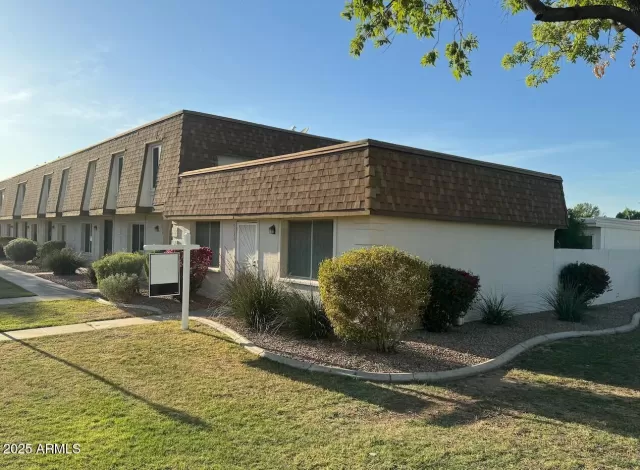 MLS: 6841161 Condo For Sale