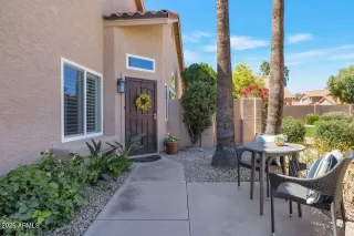 Photo #1: 6841219 Listing