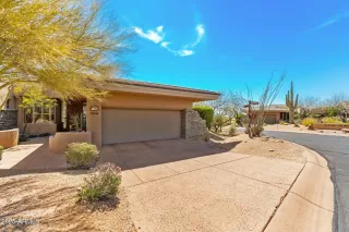 Photo #1: 6841399 Listing