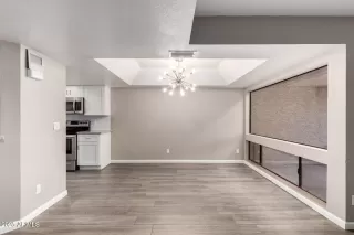 Photo #4: 6841428 Listing 