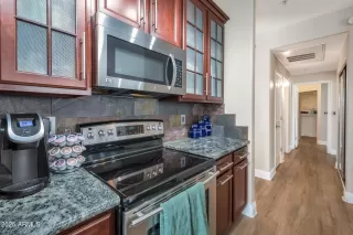 Photo #4: 6841791 Listing