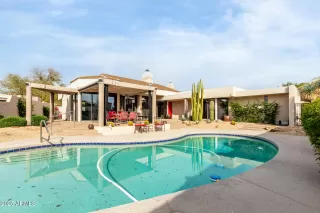 Photo #3: 6841841 Listing