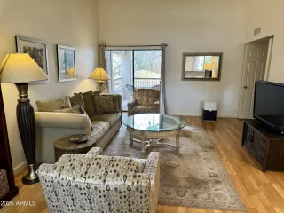 Photo #2: 6842585 Listing